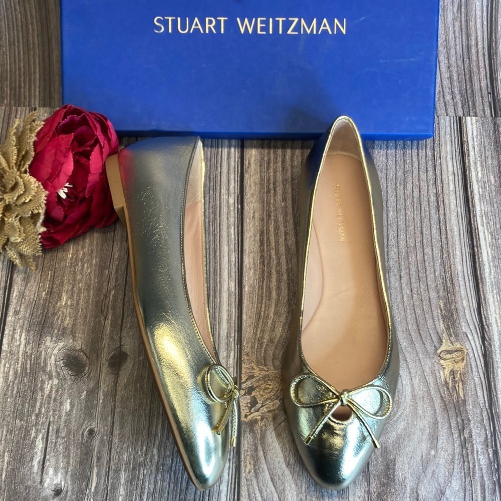 Stuart Weitzman Gold Flats with Bow